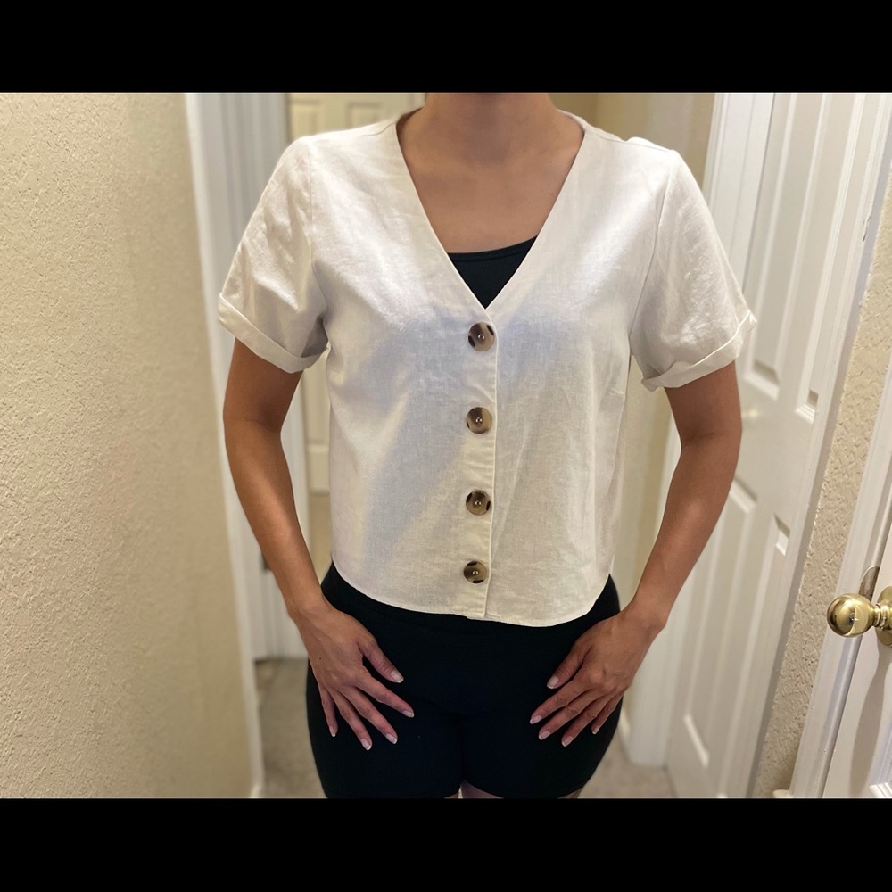 Off white top